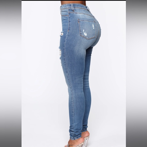 Fashion Nova Jeans - Picture 3 of 6
